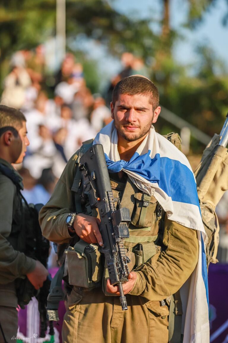 תמונה לזכר יעקב איליאן