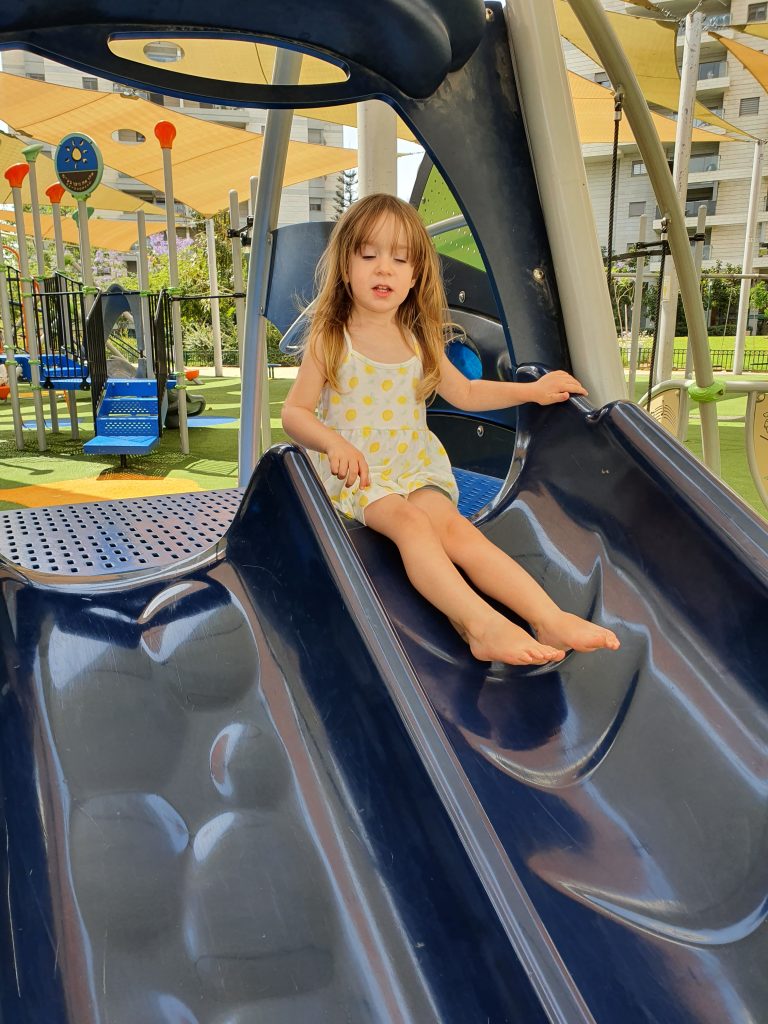 תמונה לזכר גל כפר