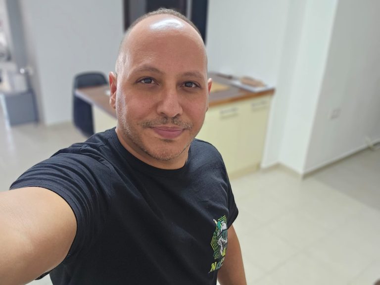 תמונה לזכר ויקטור לגזיאל
