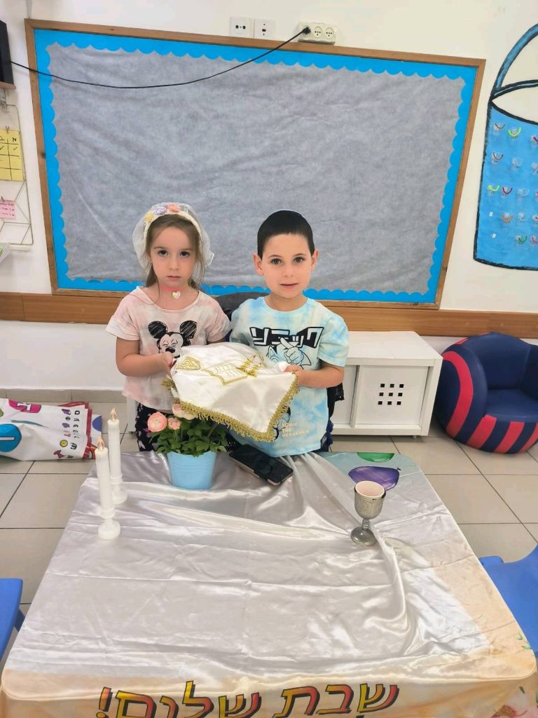 תמונה לזכר גל כפר