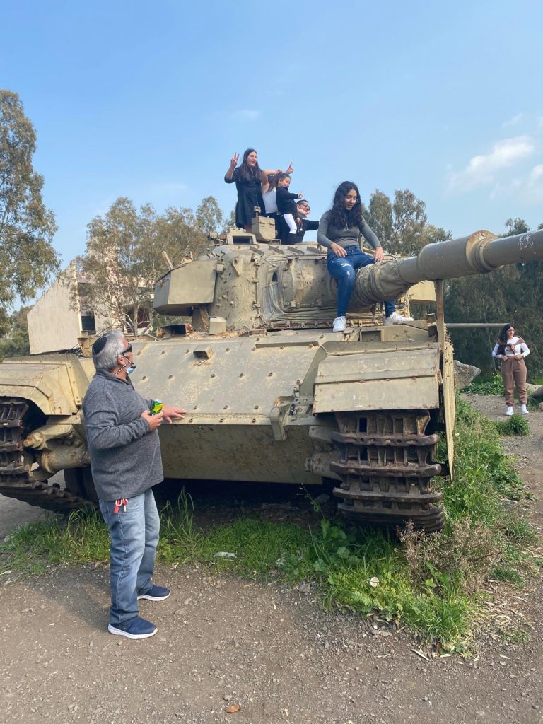 תמונה לזכר ניסים אלקיים ז"ל