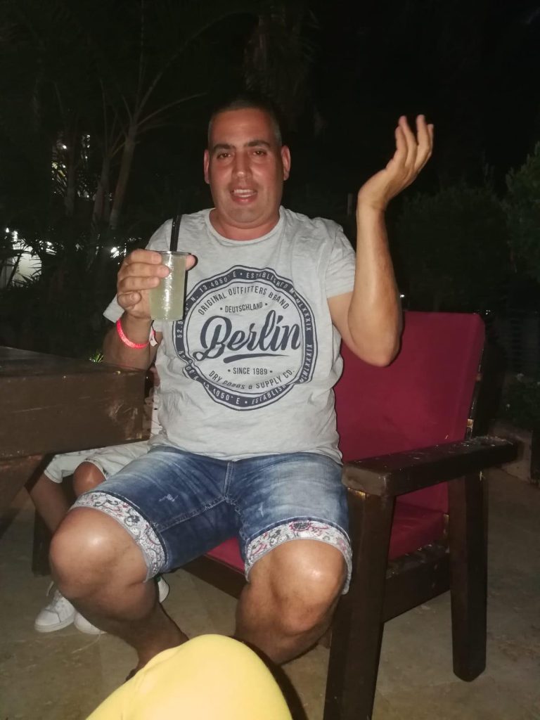 תמונה לזכר ניסים עמוס