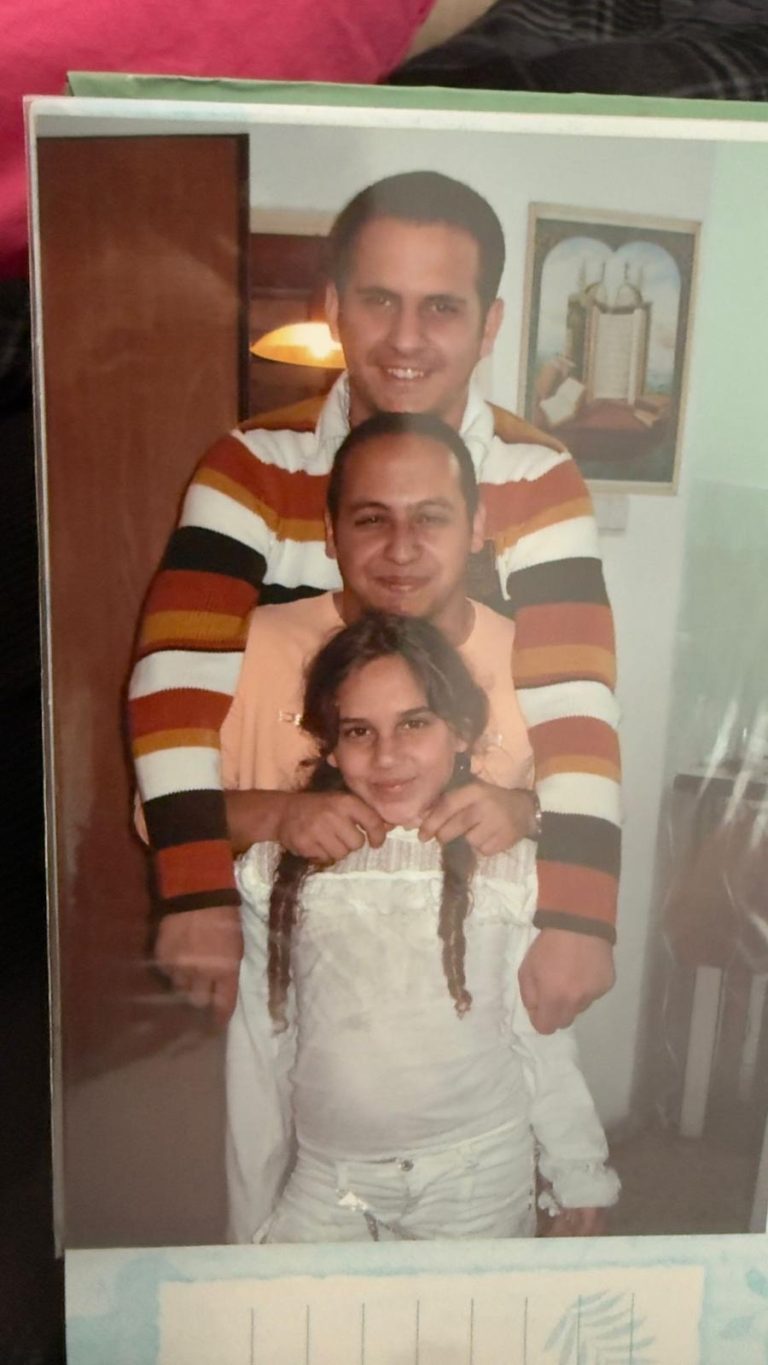 תמונה לזכר ויקטור לגזיאל