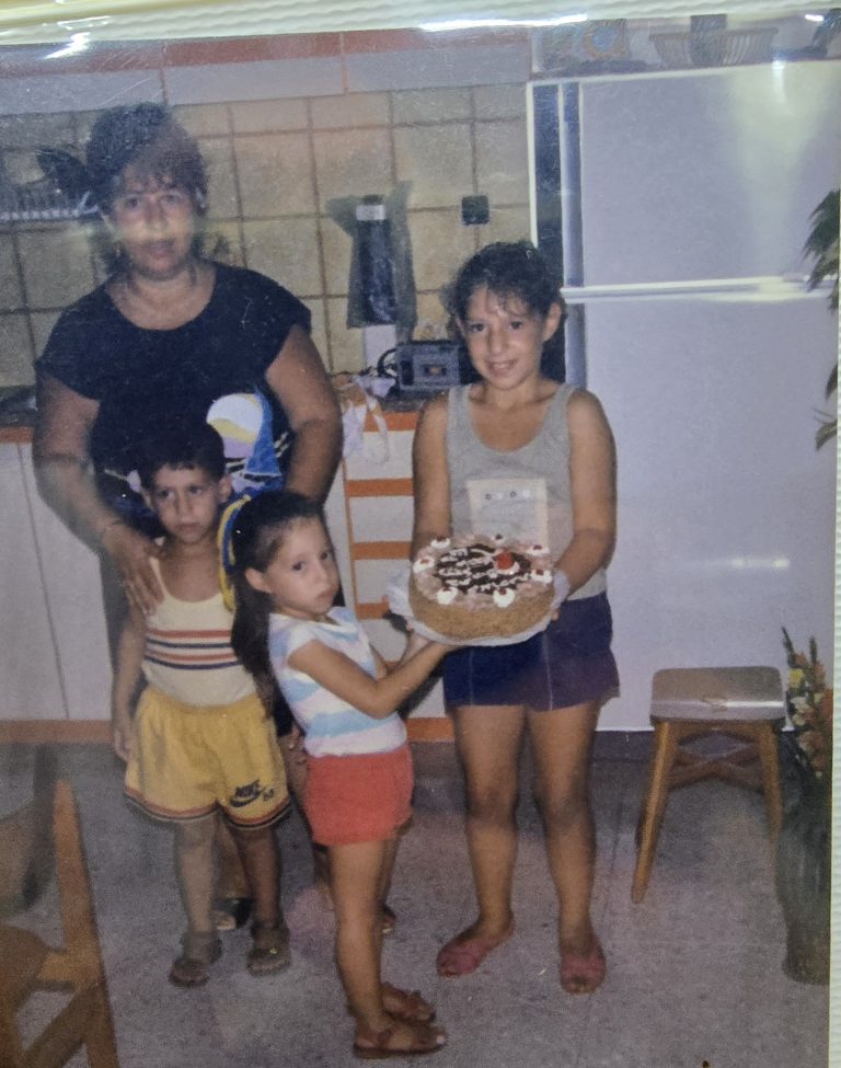 תמונה לזכר שרה וישראל ציון
