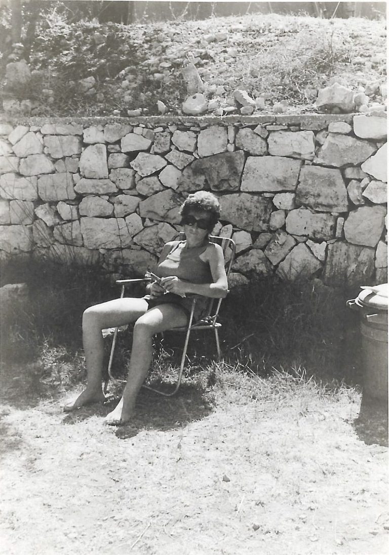 תמונה לזכר יהודית עובדיה