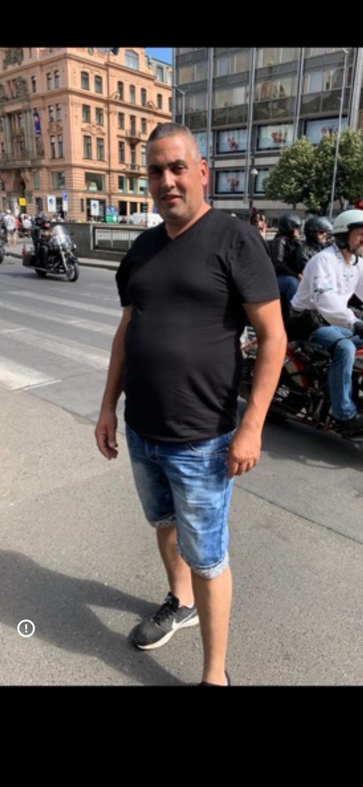 תמונה לזכר ניסים עמוס