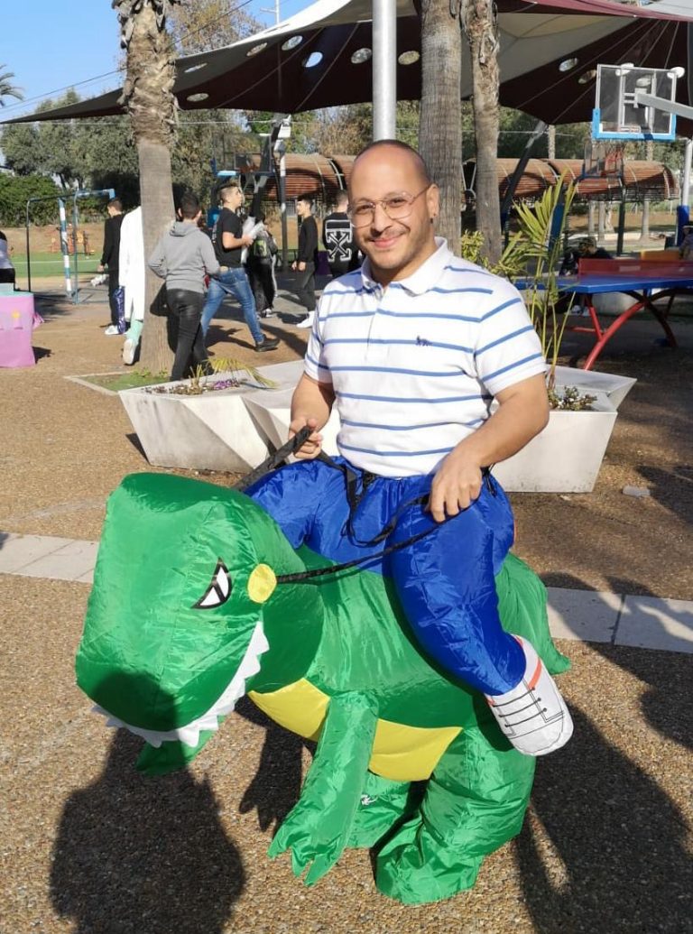 תמונה לזכר ויקטור לגזיאל