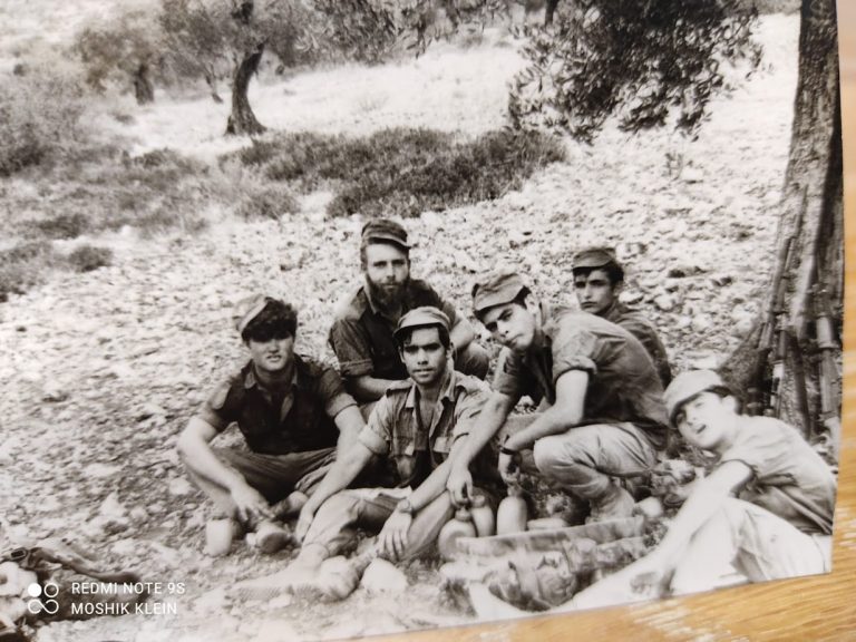 תמונה לזכר דוד חורש