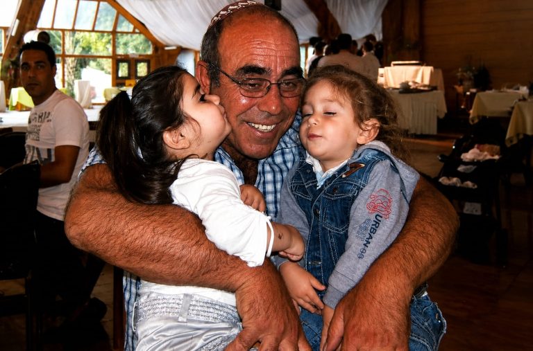 תמונה לזכר ציון בן ציון