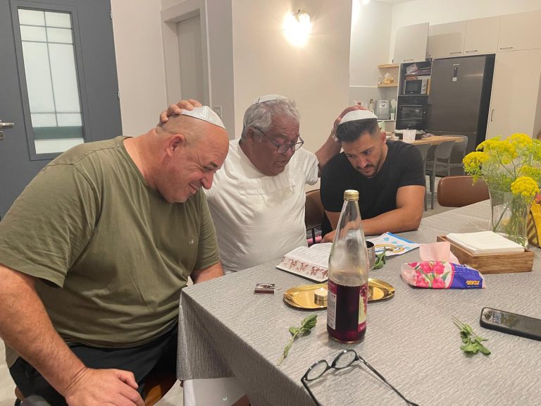תמונה לזכר ניסים אלקיים ז"ל