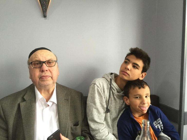 תמונה לזכר רמונד שלמה מומו ג'נט ג'זאלה