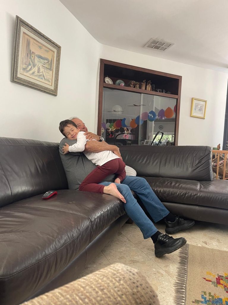 תמונה לזכר שלמה יערי