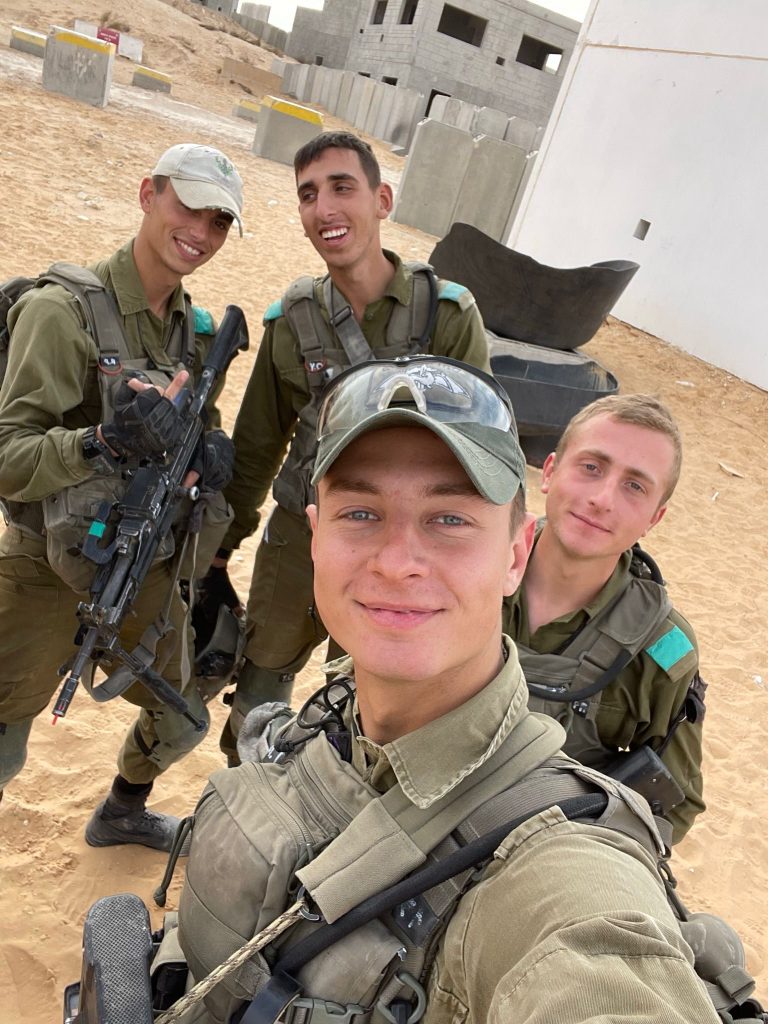 תמונה לזכר תומס אדזיגאוסקס