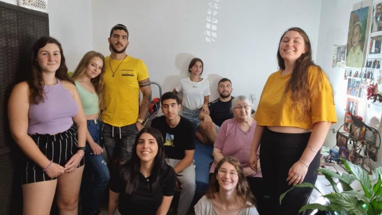 תמונה לזכר קלרה רצמן