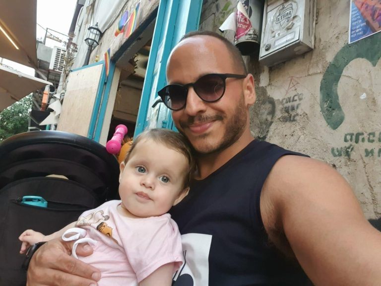 תמונה לזכר ויקטור לגזיאל
