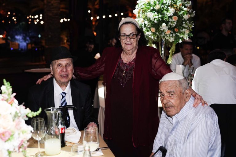 תמונה לזכר רמונד שלמה מומו ג'נט ג'זאלה