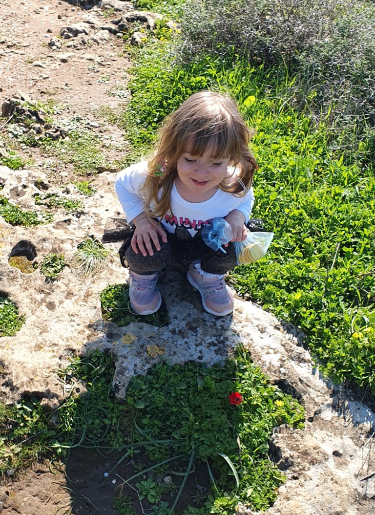 תמונה לזכר גל כפר