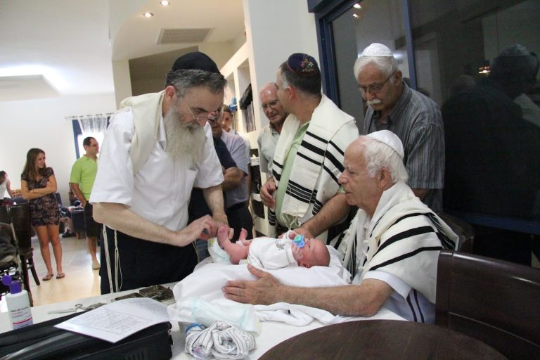 תמונה לזכר אליהו חוטה