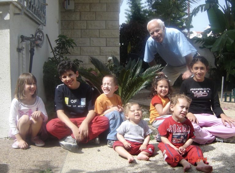 תמונה לזכר אליהו חוטה
