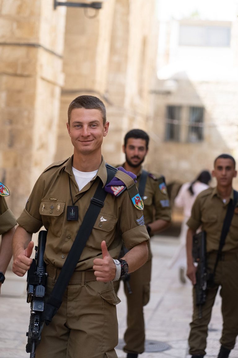 תמונה לזכר תומס אדזיגאוסקס