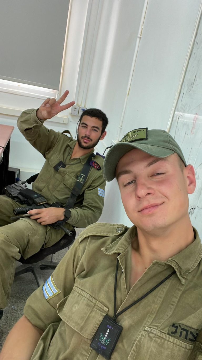 תמונה לזכר תומס אדזיגאוסקס