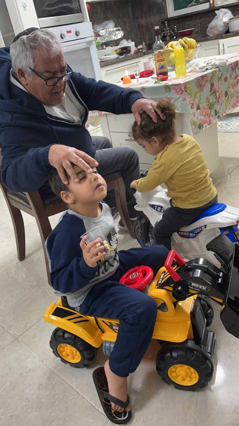 תמונה לזכר ניסים אלקיים ז"ל