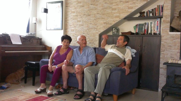 תמונה לזכר אליהו חוטה