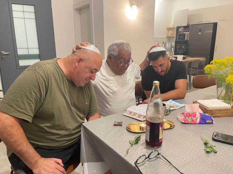 תמונה לזכר ניסים אלקיים ז"ל