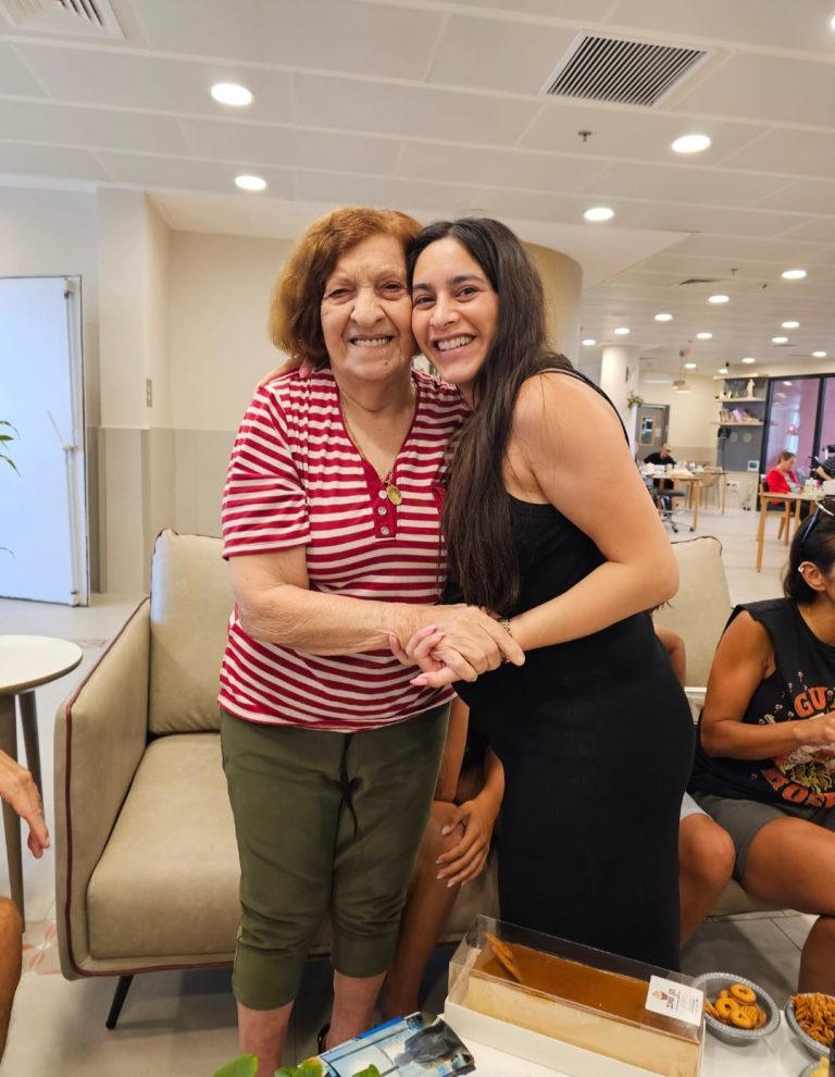 תמונה לזכר אסתר בן שושן