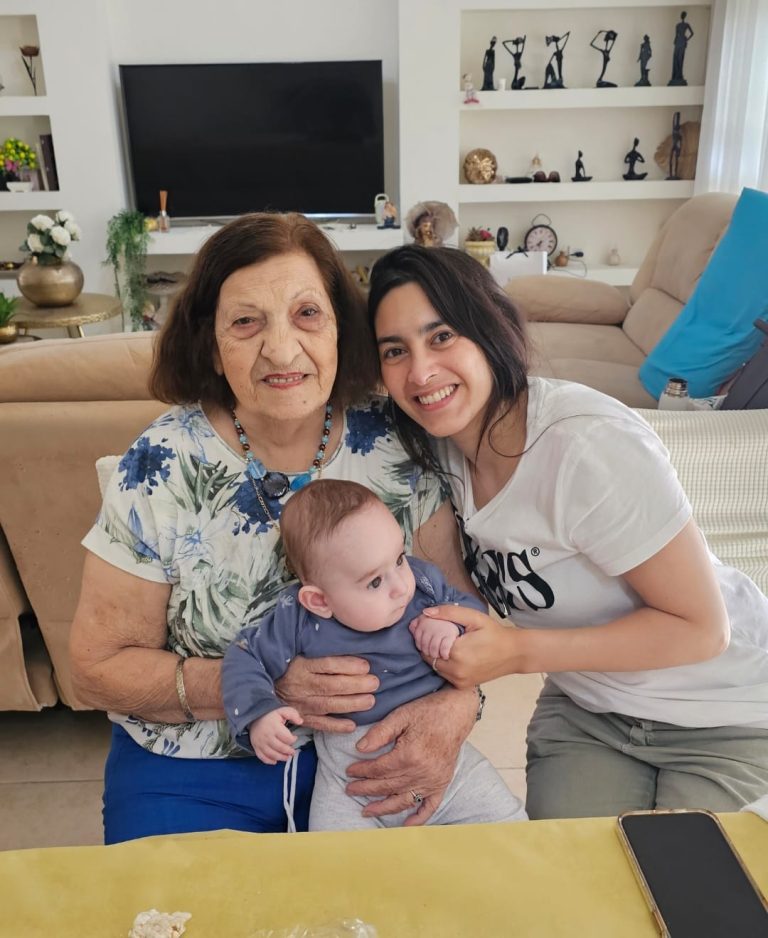 תמונה לזכר אסתר בן שושן
