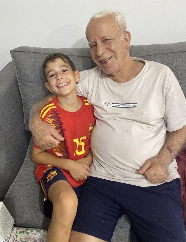 תמונה לזכר אליהו חוטה