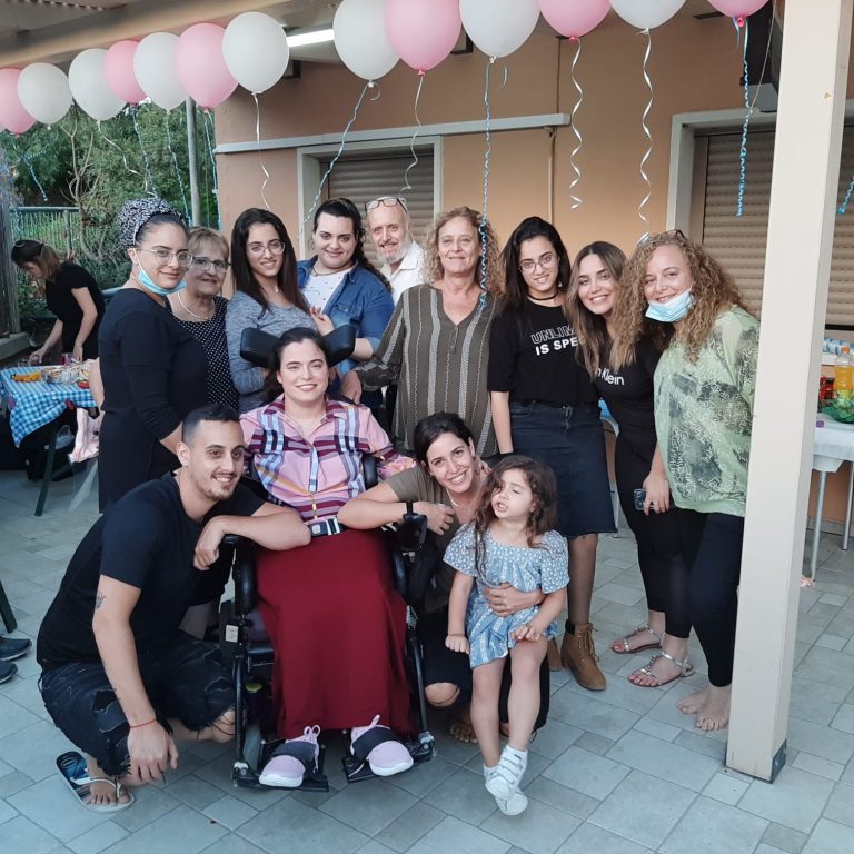 תמונה לזכר אורנה מזל יעקב