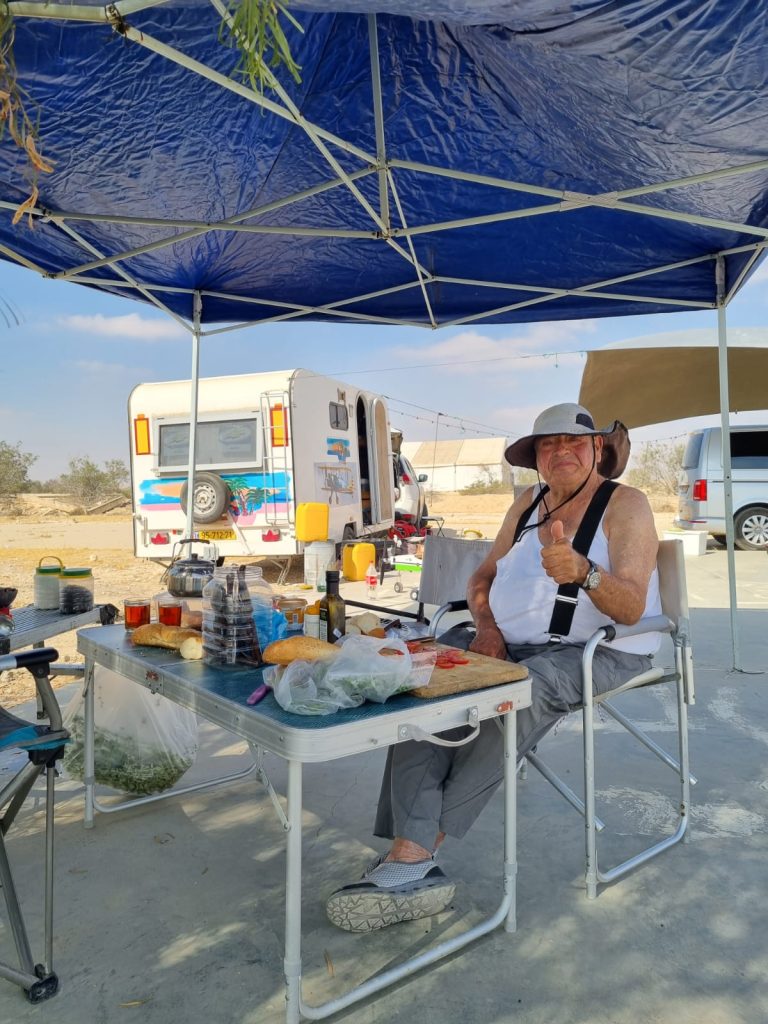 תמונה לזכר שלמה יערי