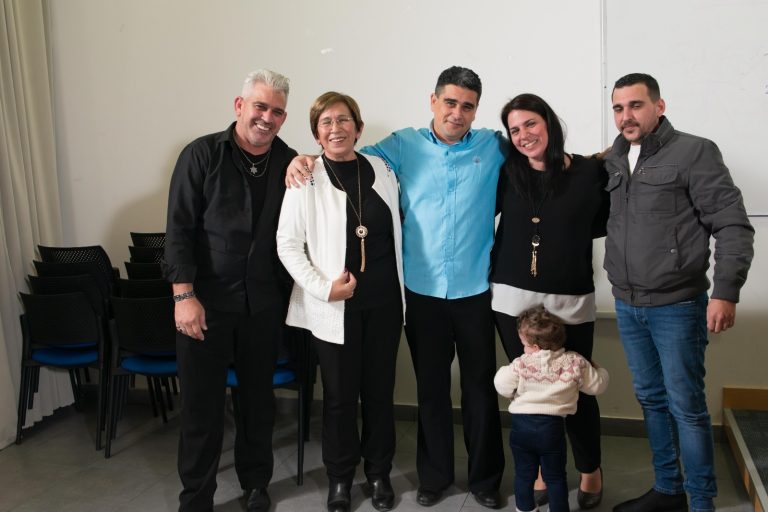 תמונה לזכר מרטין גולן
