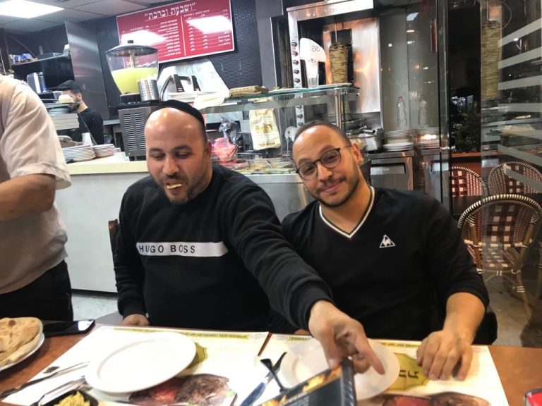 תמונה לזכר ויקטור לגזיאל