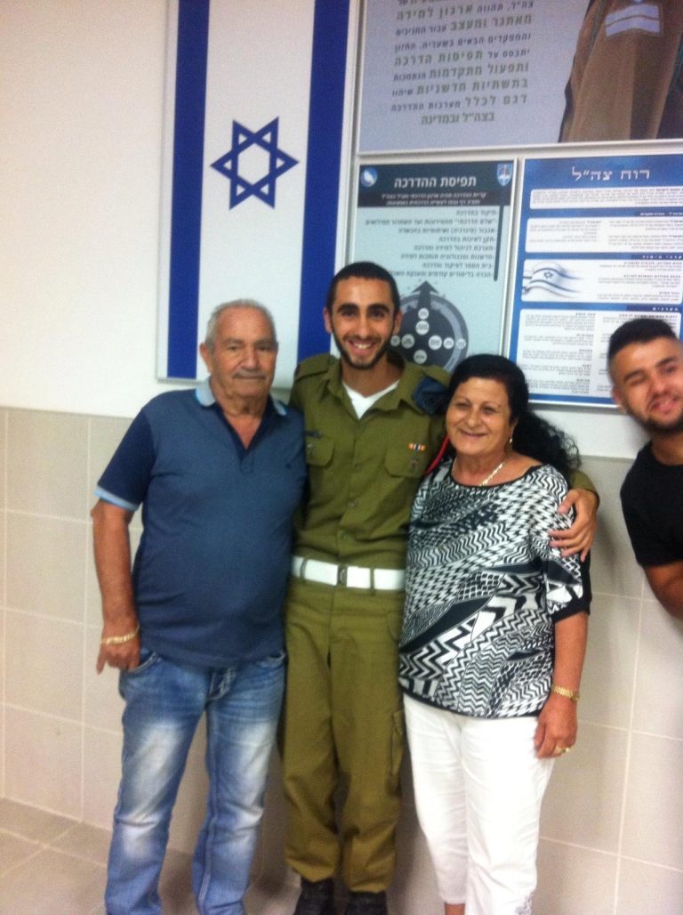 תמונה לזכר סאסי כחלון