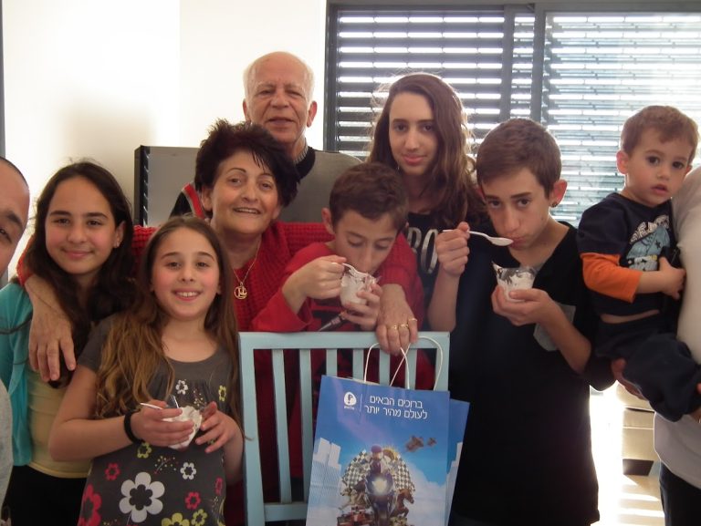 תמונה לזכר אליהו חוטה