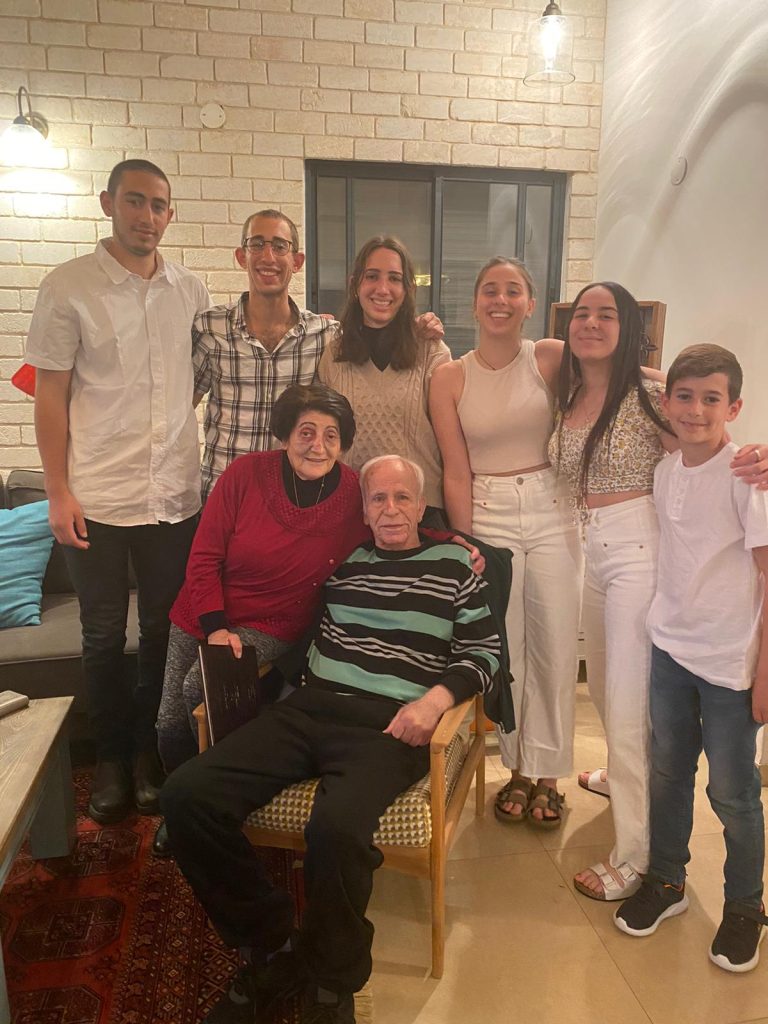 תמונה לזכר אליהו חוטה