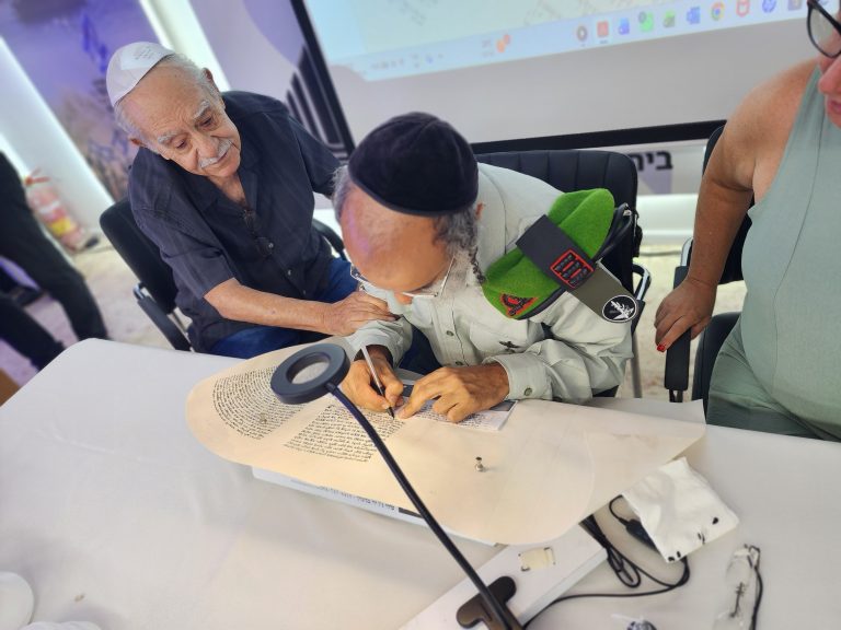תמונה לזכר יגאל חזן