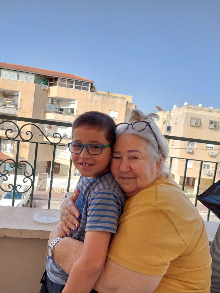 תמונה לזכר שרה וישראל ציון