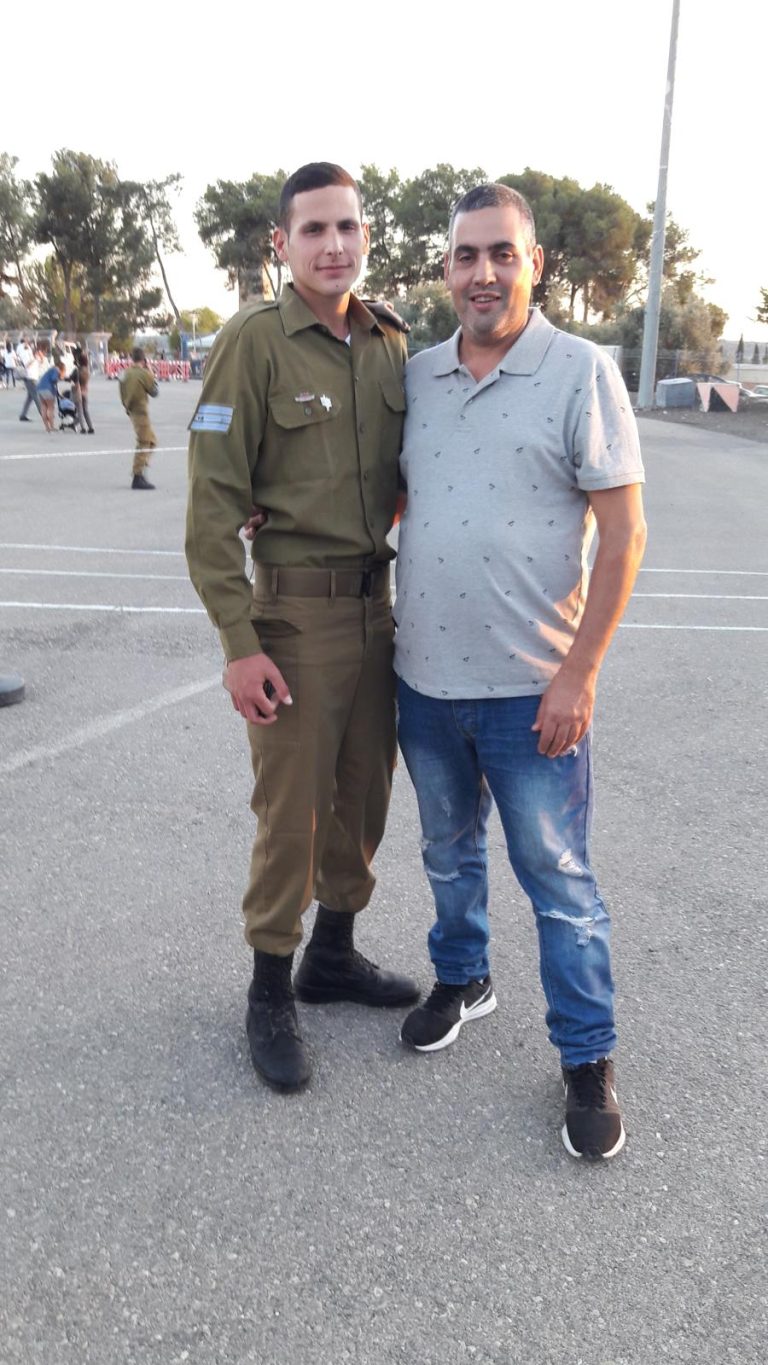תמונה לזכר ניסים עמוס