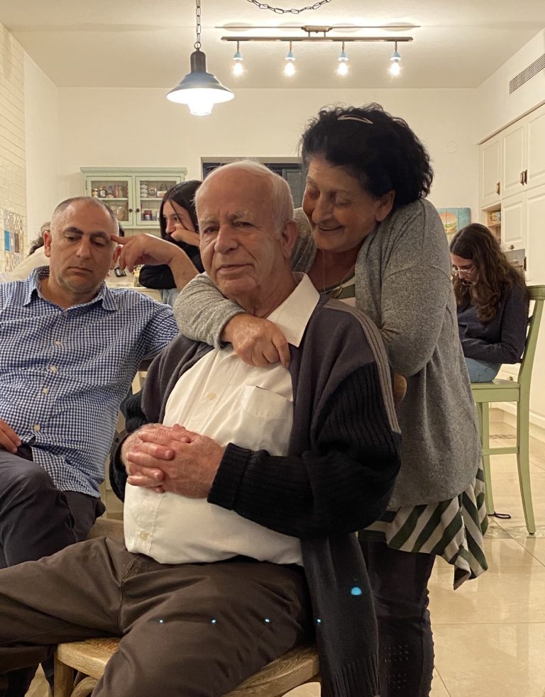 תמונה לזכר אליהו חוטה