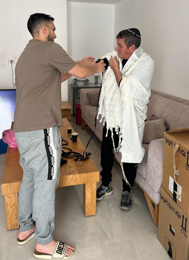 תמונה לזכר אשר סויסה