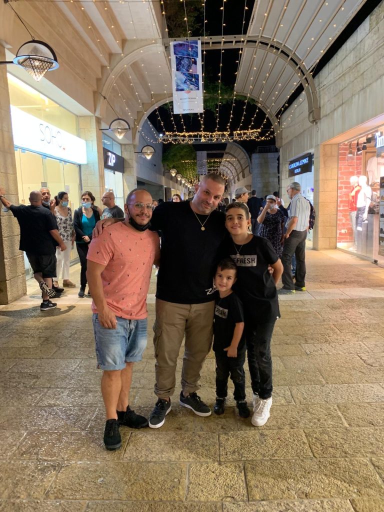 תמונה לזכר ויקטור לגזיאל