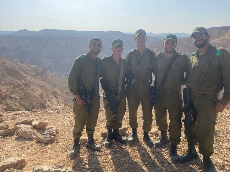 תמונה לזכר תומס אדזיגאוסקס