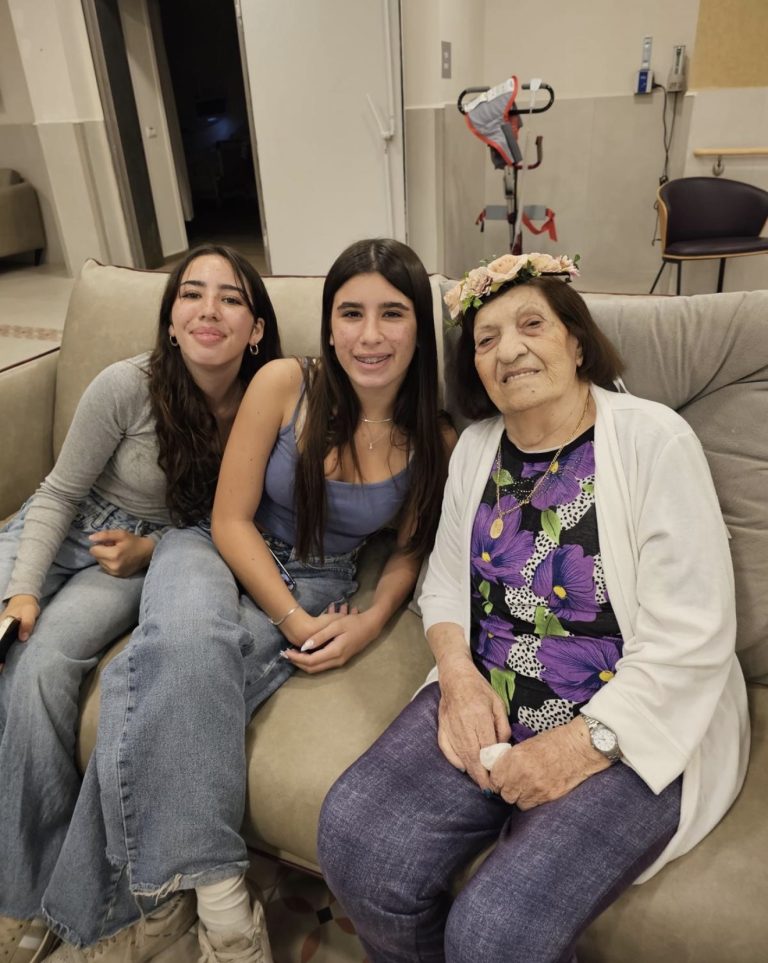 תמונה לזכר אסתר בן שושן