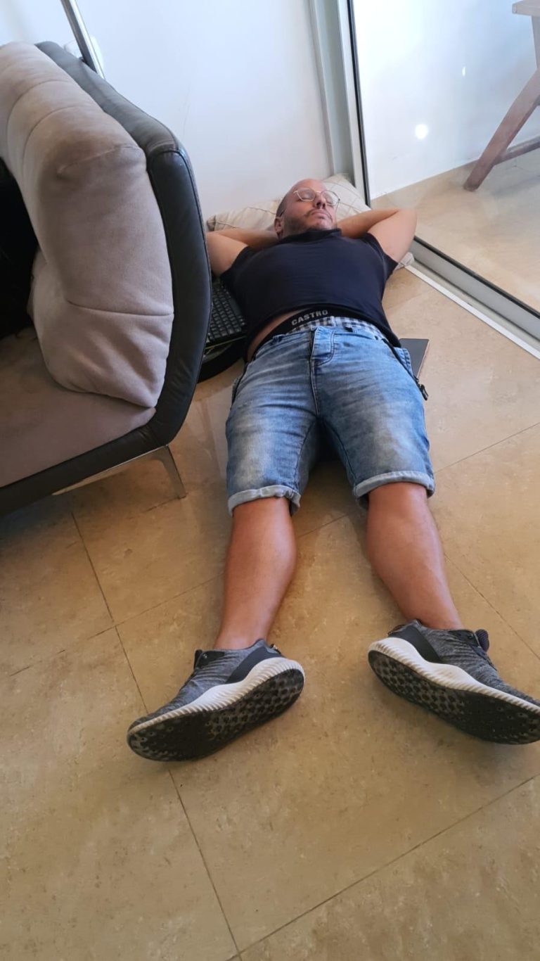 תמונה לזכר ויקטור לגזיאל