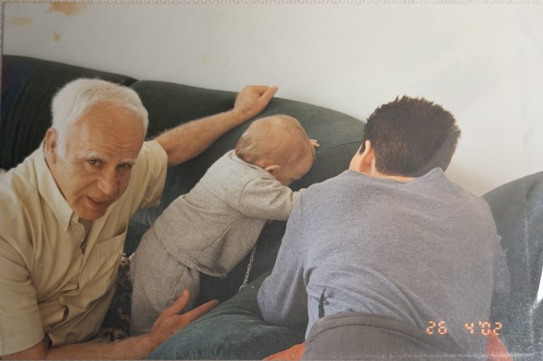 תמונה לזכר אליהו חוטה