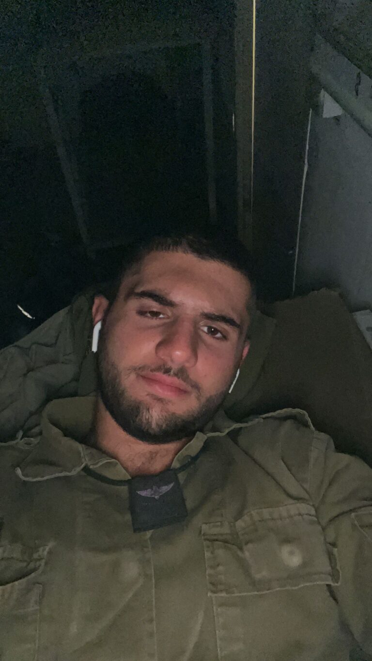 תמונה לזכר יעקב איליאן