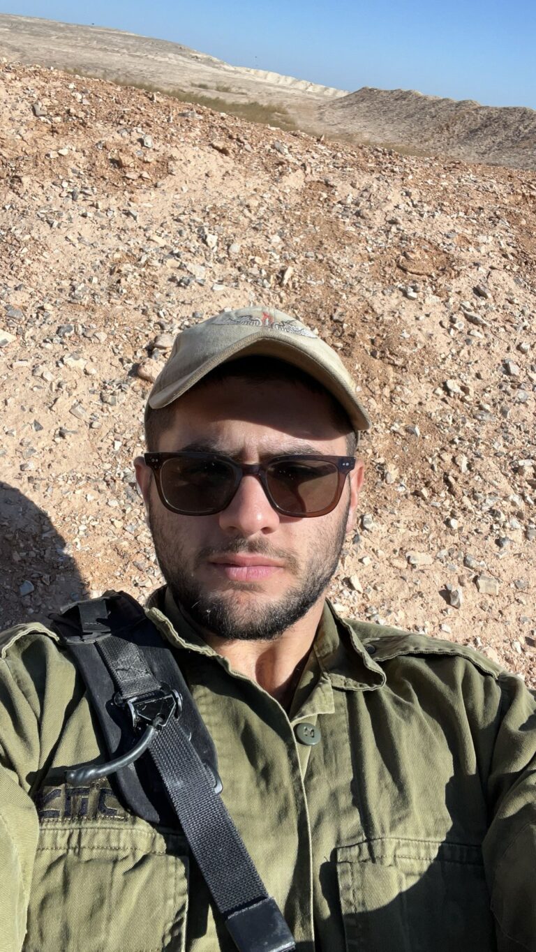 תמונה לזכר יעקב איליאן